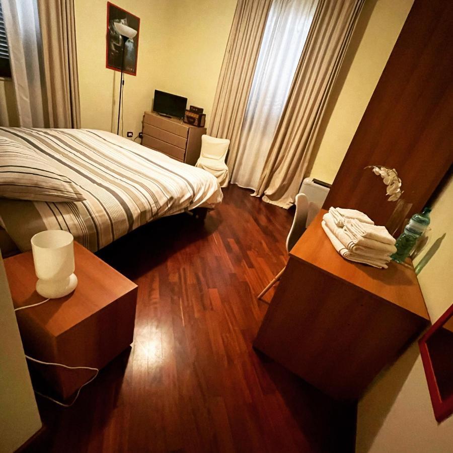 Casapulla Dino'S B&B المظهر الخارجي الصورة